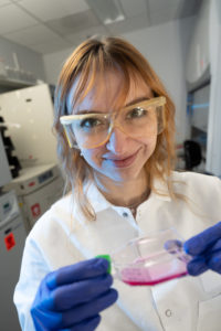 MARC Scholar Olivia Martinez works with cell cultures in Associate Professor Rebekah Kading’s laboratory.